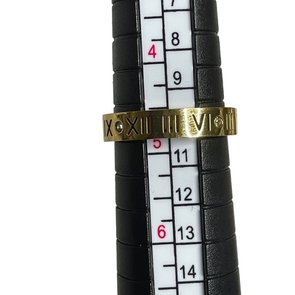 Roman Numeral ring NWOT 4.75 - Picture 5 of 5